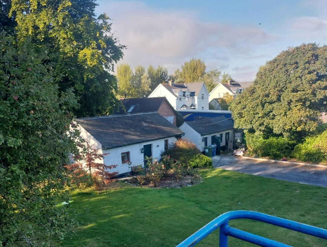 Cosy 2 Bed Cottage Next To Fota Wildlife Park คอร์ก ภายนอก รูปภาพ